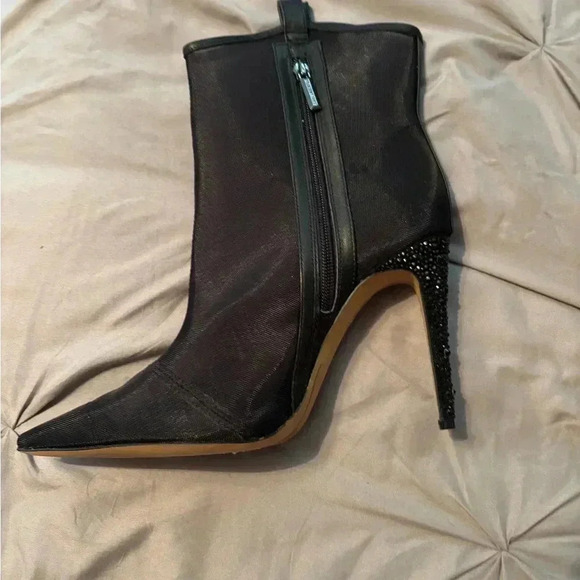 Karl lagerfeld Paris Clea Western Booties size 9M /40B - Picture 10 of 11